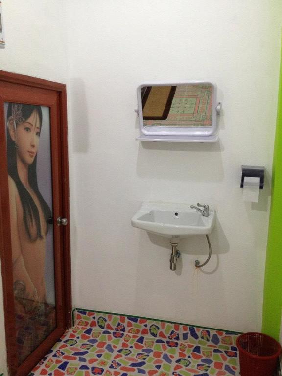 Jidapha Rooms Khlong Thom Exterior foto